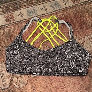 Lululemon “Free to Be” Patterned Criss Cross Strapped Sports Bra